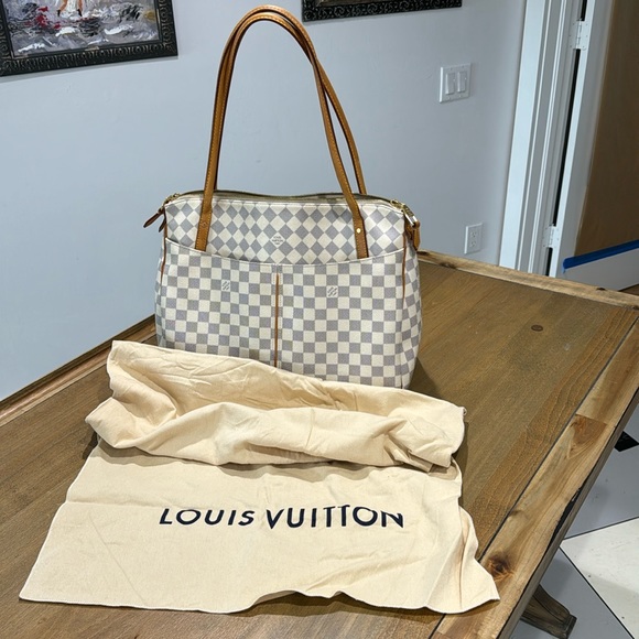 Louis Vuitton Handbags - Make an offer, Louis Vuitton Damien Azure Figheri
